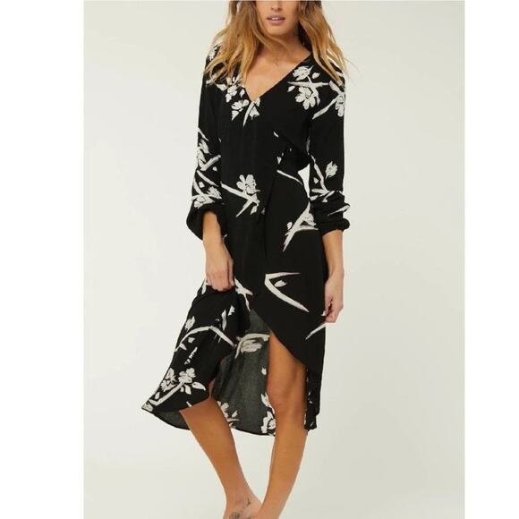 O'Neill Dresses & Skirts - O’Neill Talina Midi Dress